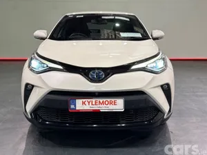 Toyota C-HR SUV, Petrol Hybrid, 2021, White