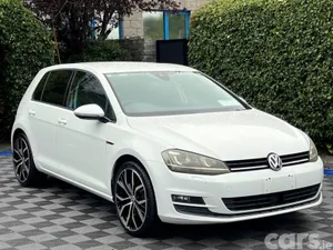 Volkswagen Golf Hatchback, Petrol, 2017, White