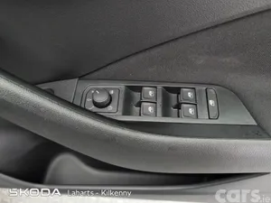 Skoda Scala Hatchback, Petrol, 2027, Grey