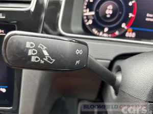 Volkswagen Golf Hatchback, Petrol, 2019, Red