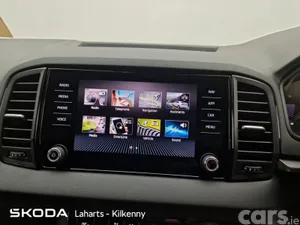 Skoda Karoq SUV, Diesel, 2027, Silver