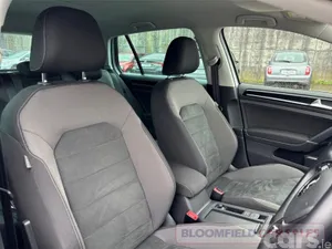 Volkswagen Golf Hatchback, Petrol, 2018, Grey