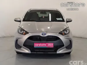 Toyota Yaris Hatchback, Petrol Hybrid, 2023, Silver