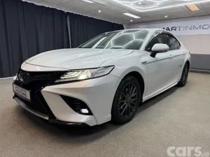 Toyota Camry Saloon, Petrol Hybrid, 2019, White