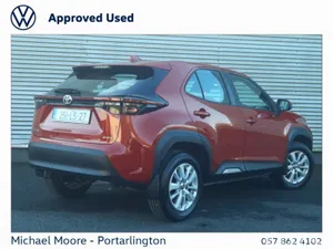 Toyota Yaris Cross Hatchback, Petrol Hybrid, 2025, Red