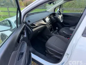 Vauxhall Mokka Hatchback, Petrol, 2019, White