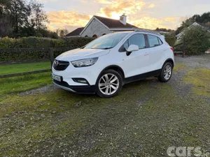 Vauxhall Mokka Hatchback, Petrol, 2019, White