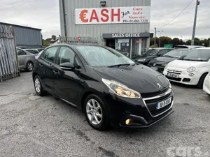 Peugeot 208 Hatchback, Petrol, 2016, Black