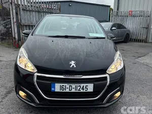 Peugeot 208 Hatchback, Petrol, 2016, Black