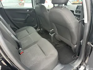 Peugeot 208 Hatchback, Petrol, 2016, Black