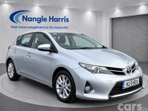 Toyota Auris Hatchback, Diesel, 2014, Silver