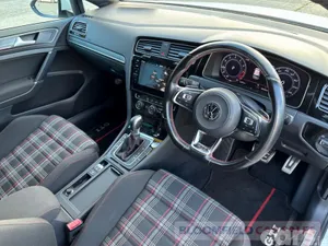 Volkswagen Golf Hatchback, Petrol, 2017, White