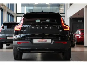 Volvo XC40 Estate, Petrol Plug-in Hybrid, 2022, Black