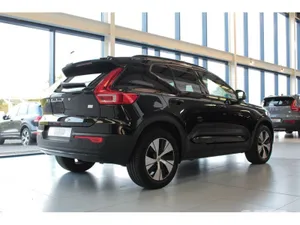 Volvo XC40 Estate, Petrol Plug-in Hybrid, 2022, Black