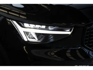 Volvo XC40 Estate, Petrol Plug-in Hybrid, 2022, Black