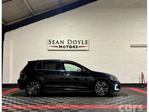 Volkswagen Golf Hatchback, Petrol Plug-in Hybrid, 2018, Black