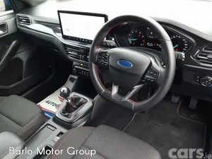 Ford Focus Hatchback, Petrol, 2024, Blue