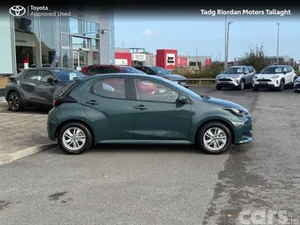 Toyota Yaris Hatchback, Petrol Hybrid, 2026, Green