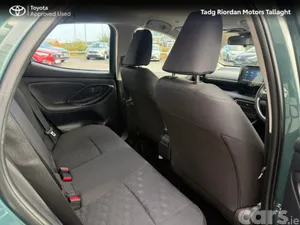 Toyota Yaris Hatchback, Petrol Hybrid, 2026, Green