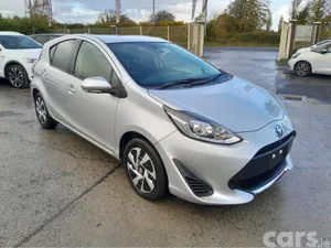Toyota Aqua Hatchback, Petrol Hybrid, 2020, Silver