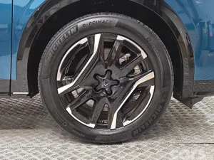 Peugeot 5008 SUV, Electric, 2025, Blue