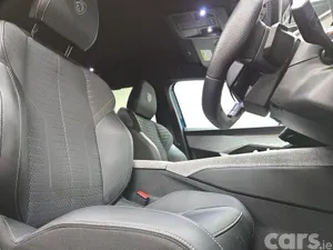 Peugeot 5008 SUV, Electric, 2025, Blue
