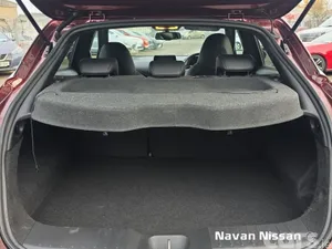 Nissan Juke SUV, Petrol Hybrid, 2023, Red