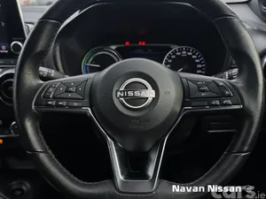 Nissan Juke SUV, Petrol Hybrid, 2023, Red