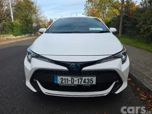 Toyota Corolla Hatchback, Petrol Hybrid, 2021, White