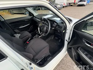 Suzuki Swift Hatchback, Petrol Hybrid, 2018, White
