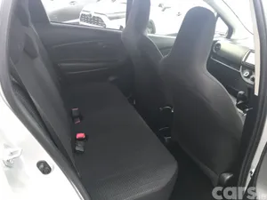 Toyota Vitz Hatchback, Petrol, 2018, Silver