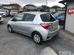 Toyota Vitz Hatchback, Petrol, 2018, Silver