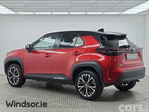 Toyota Yaris Cross Hatchback, Petrol Hybrid, 2021, Red