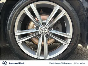 Volkswagen Golf Hatchback, Petrol, 2019, Black