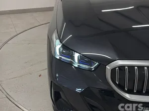 BMW 5-Series Saloon, Petrol Plug-in Hybrid, 2026, Grey