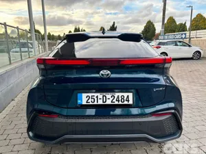 Toyota C-HR Hatchback, Petrol Plug-in Hybrid, 2025, Blue