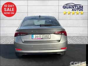 Skoda Octavia Hatchback, Petrol Hybrid, 2024, Grey