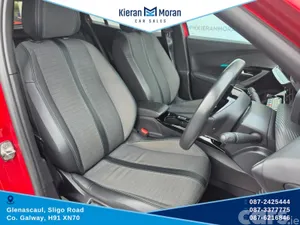 Peugeot 2008 MPV, Petrol, 2023, Red