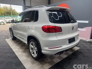 Volkswagen Tiguan SUV, Petrol, 2014, White