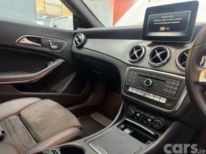 Mercedes-Benz CLA Saloon, Petrol, 2018, White
