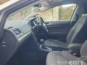 Volkswagen Golf Estate, Petrol, 2019, Gold