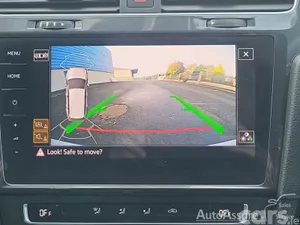 Volkswagen Golf Estate, Petrol, 2019, Gold