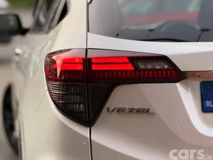 Honda Vezel Estate, Petrol Hybrid, 2018, White