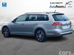 Volkswagen Golf Estate, Petrol, 2019, Gold