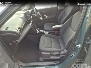 Toyota Yaris Cross Hatchback, Petrol Hybrid, 2026, Green