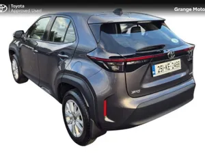 Toyota Yaris Cross Hatchback, Petrol Hybrid, 2025, Grey