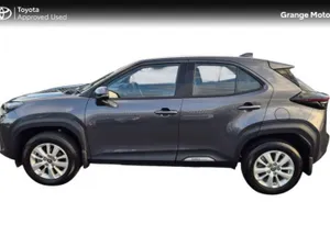 Toyota Yaris Cross Hatchback, Petrol Hybrid, 2025, Grey