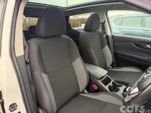 Nissan Qashqai MPV, Petrol, 2021, White