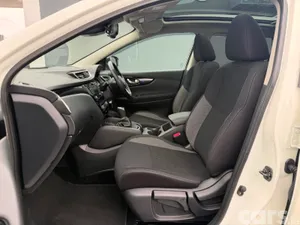 Nissan Qashqai MPV, Petrol, 2021, White