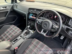 Volkswagen Golf Hatchback, Petrol, 2018, Black